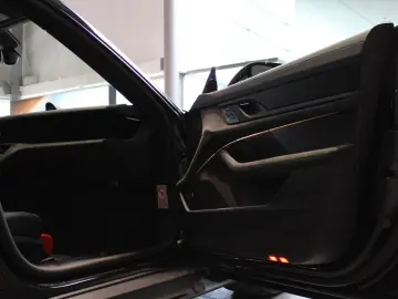 Porsche Taycan GTS Sport Turismo