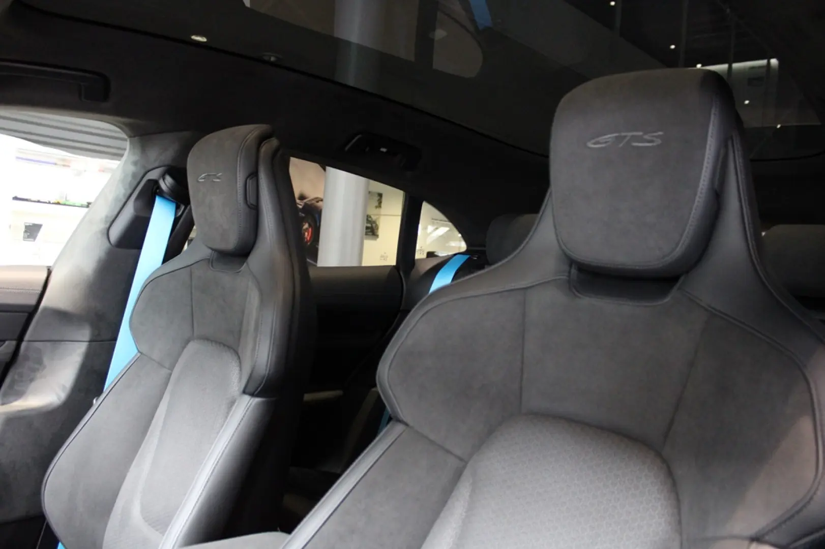 Porsche Taycan GTS Sport Turismo