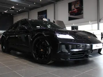 Porsche Taycan GTS Sport Turismo
