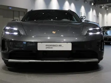 Porsche Taycan 4 Cross Turismo