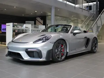 Porsche 718 Spyder RS