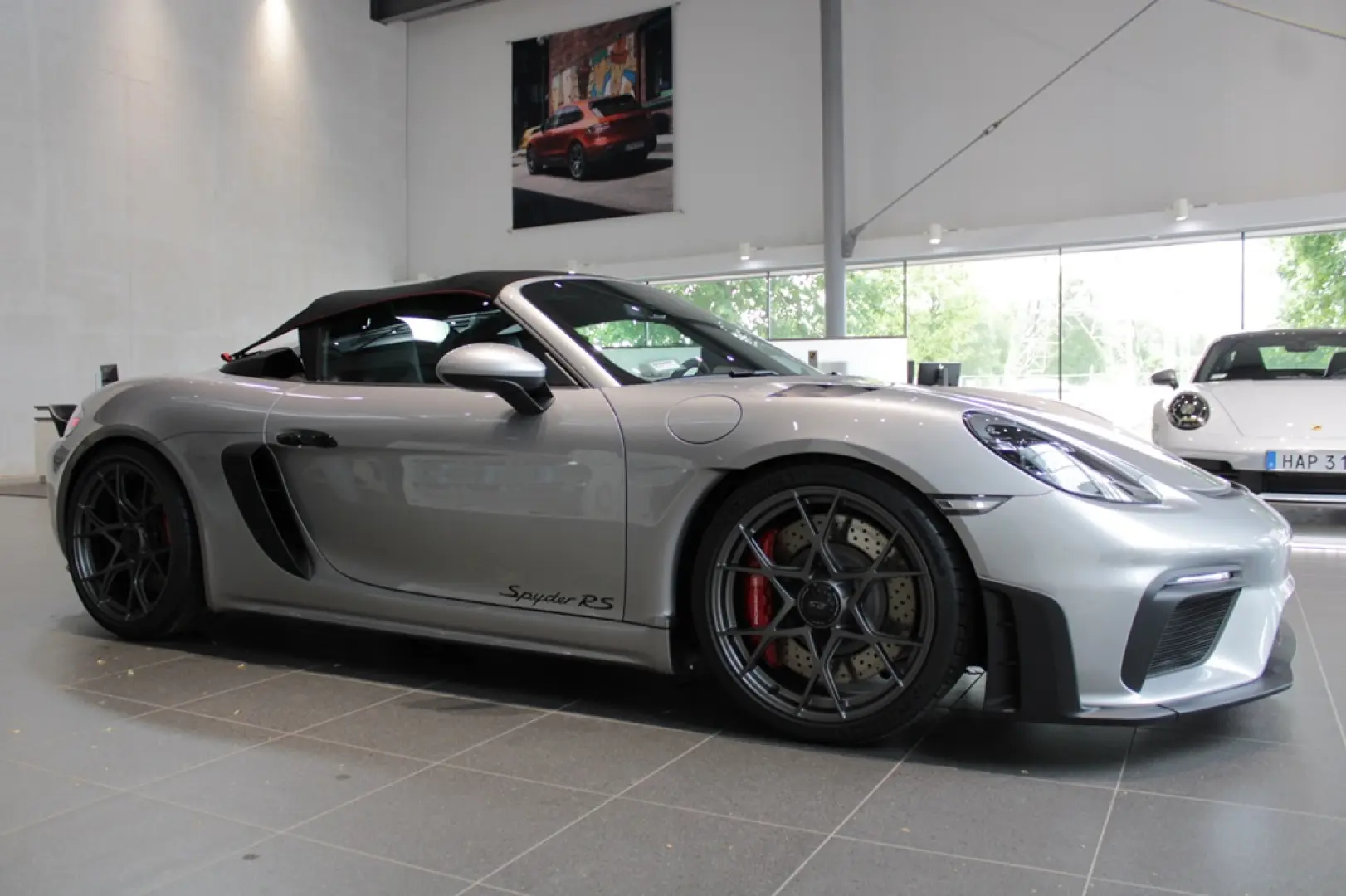 Porsche 718 Spyder RS