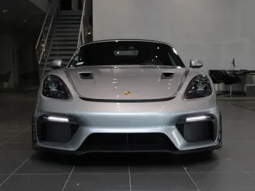 Porsche 718 Spyder RS