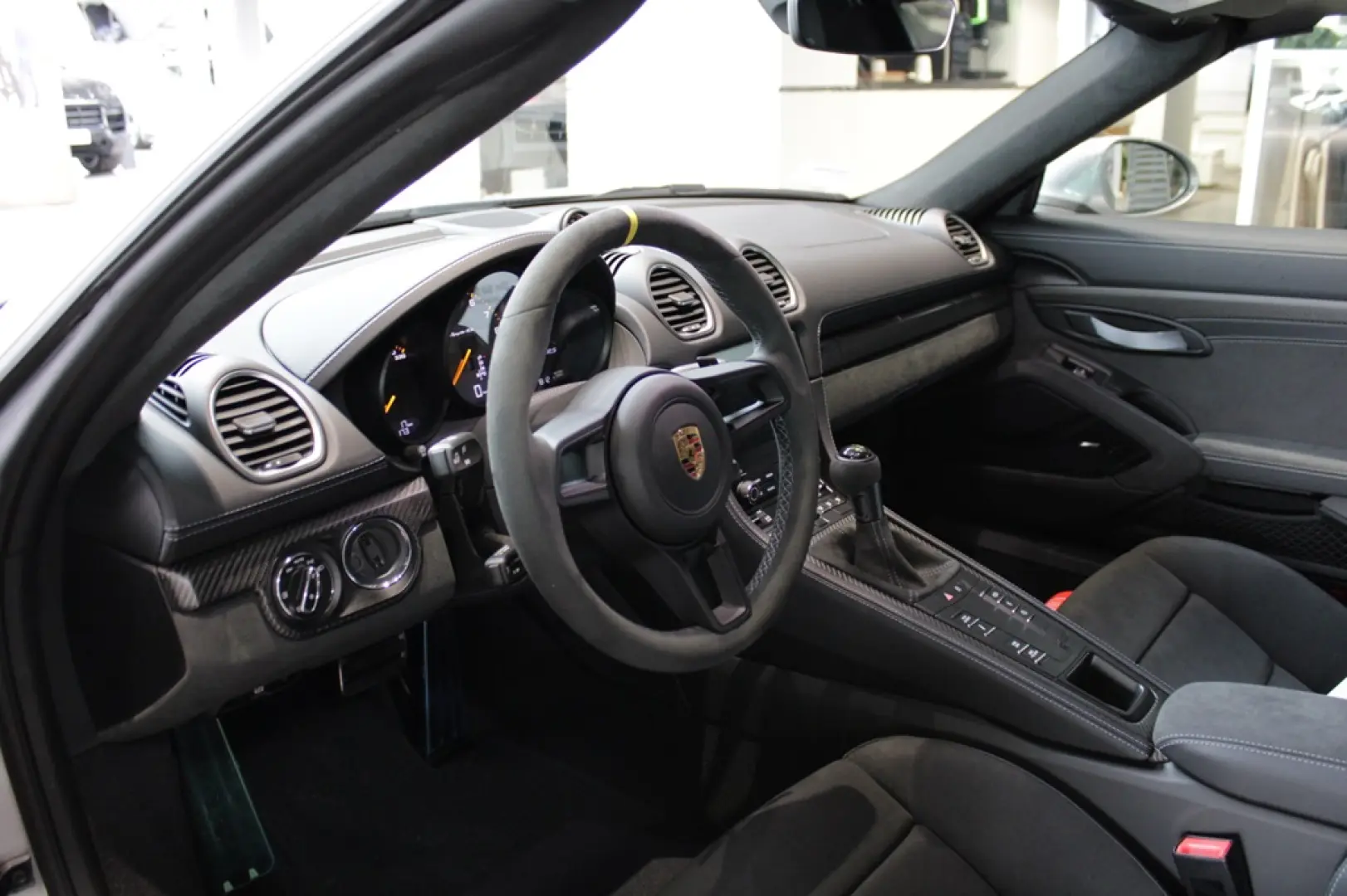 Porsche 718 Spyder RS