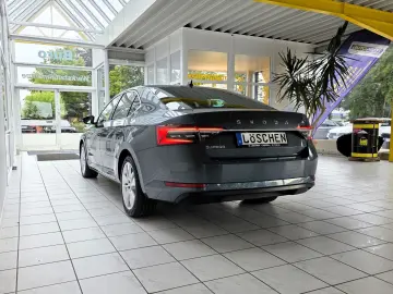 Superb Limo Premium Edition Canton-Sound RKamera