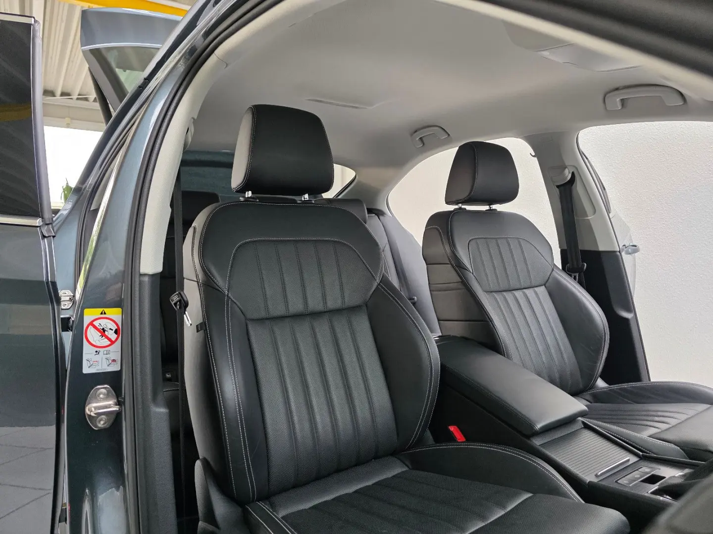 Superb Limo Premium Edition Canton-Sound RKamera