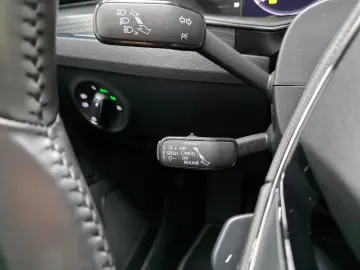 Superb Limo Premium Edition Canton-Sound RKamera
