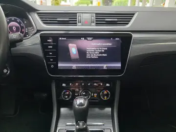 Superb Limo Premium Edition Canton-Sound RKamera