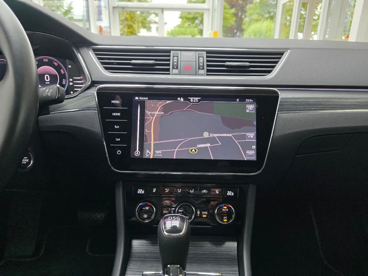 Superb Limo Premium Edition Canton-Sound RKamera