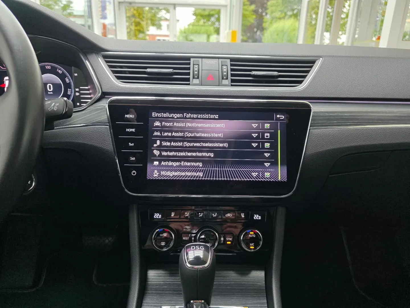 Superb Limo Premium Edition Canton-Sound RKamera