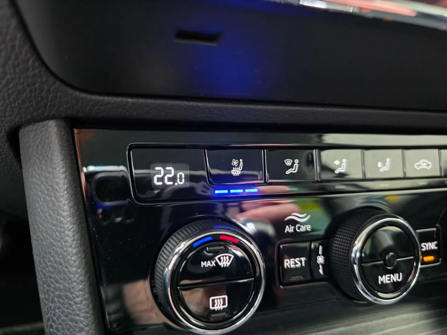 Superb Limo Premium Edition Canton-Sound RKamera