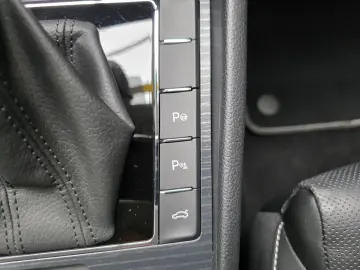 Superb Limo Premium Edition Canton-Sound RKamera