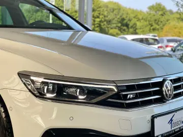 Passat*Lim.*2.0 TDI*DSG*Elegance*R-Line*IQ*CAM*