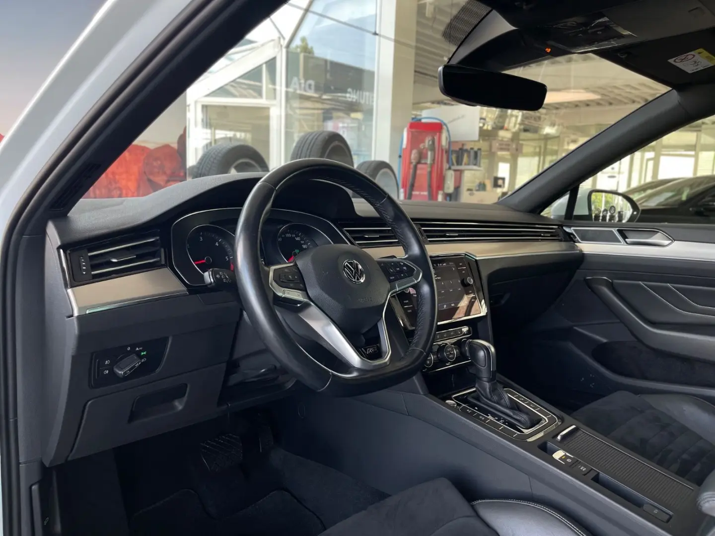 Passat*Lim.*2.0 TDI*DSG*Elegance*R-Line*IQ*CAM*