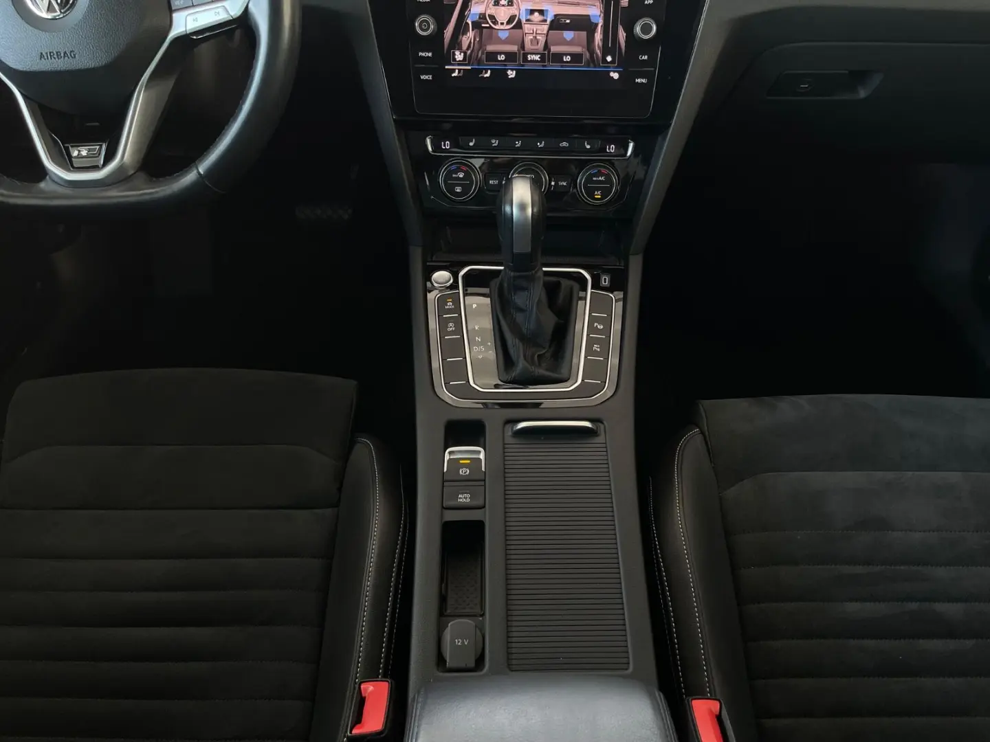 Passat*Lim.*2.0 TDI*DSG*Elegance*R-Line*IQ*CAM*