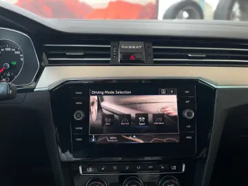 Passat*Lim.*2.0 TDI*DSG*Elegance*R-Line*IQ*CAM*