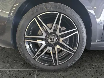 V 250 Avantgarde Edition