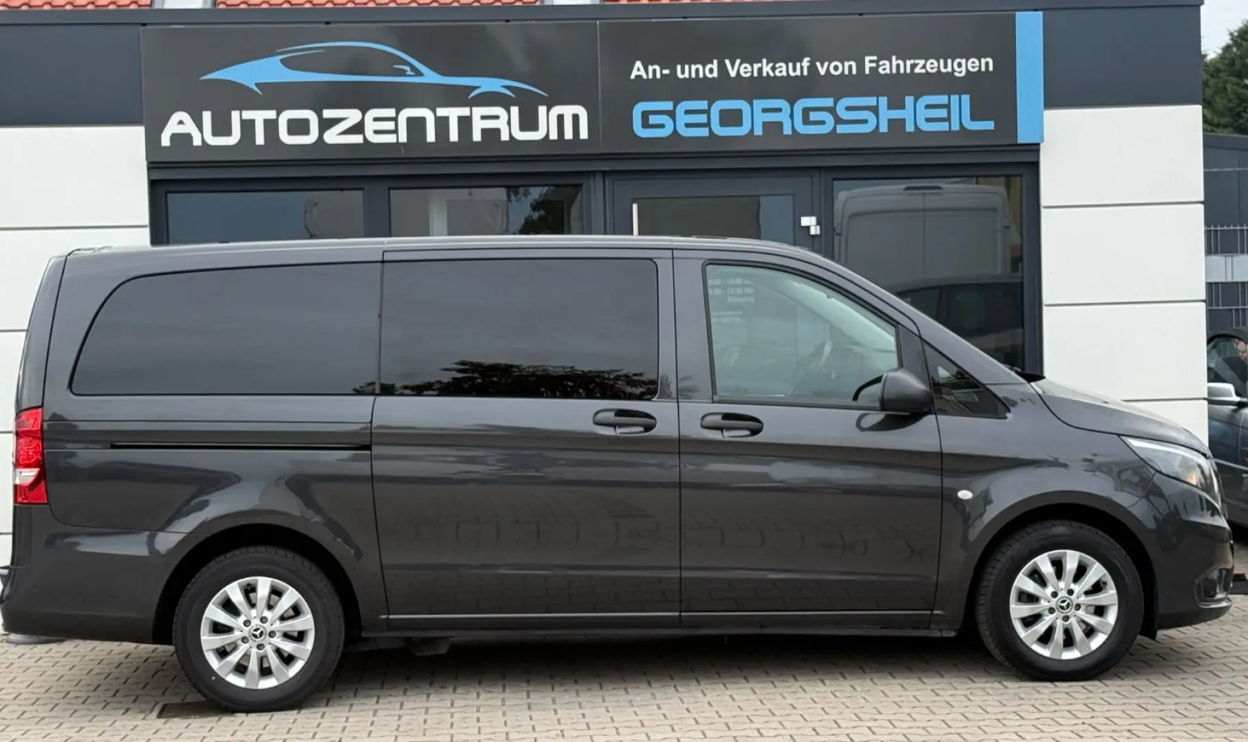 VitoTourer116CDI/Lang-R-Cam/AHK-Navi-9-G Tronic