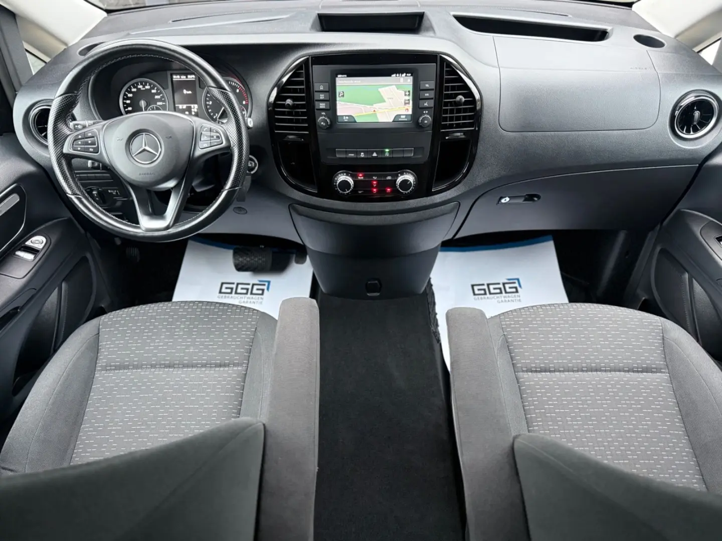 VitoTourer116CDI/Lang-R-Cam/AHK-Navi-9-G Tronic