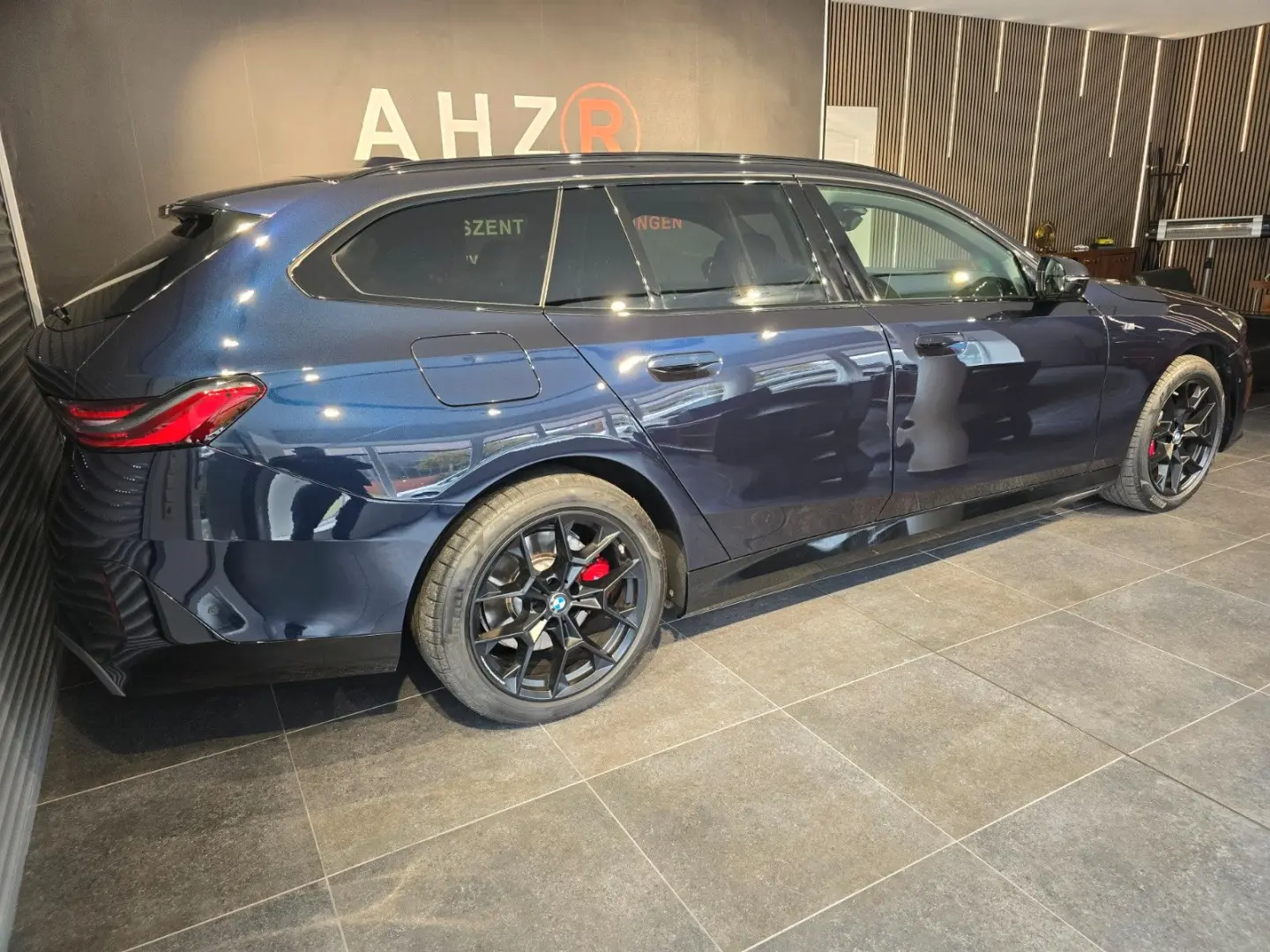 5 Touring 530 e M Sport*1.HAND*