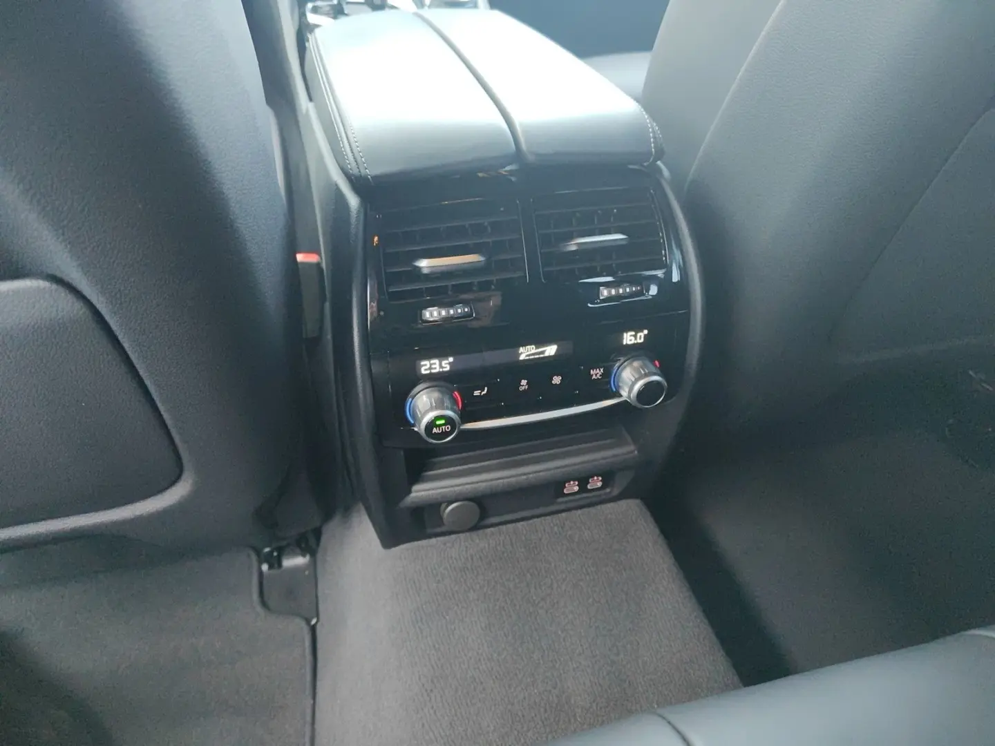 530d xDrive M Sport H&K Sound HUD Komfortsitze