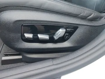 530d xDrive M Sport H&K Sound HUD Komfortsitze