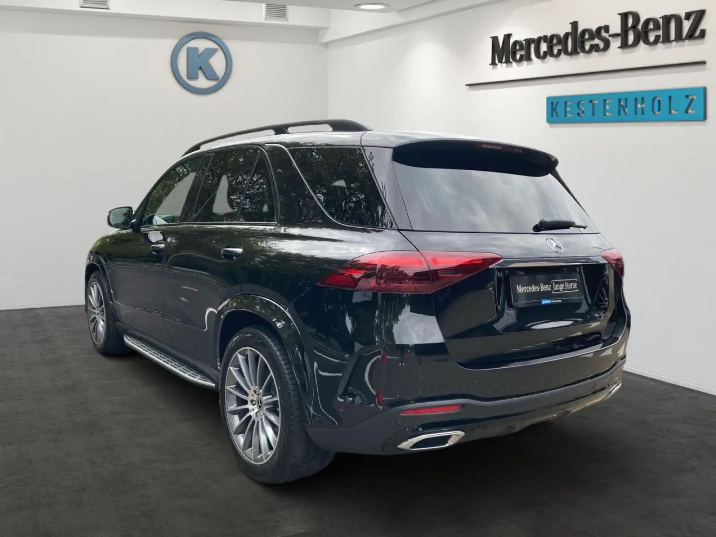 GLE 450 4M AMG+360°+AHK+AIRMATIC+PANO+BURMESTER