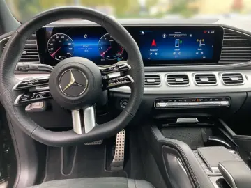 GLE 450 4M AMG+360°+AHK+AIRMATIC+PANO+BURMESTER
