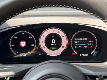 Cayenne S E-Hybrid | Hinterachslenkung | PDCC |