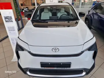 Toyota BZ4X 150 KW FWD (4x2) Luxury