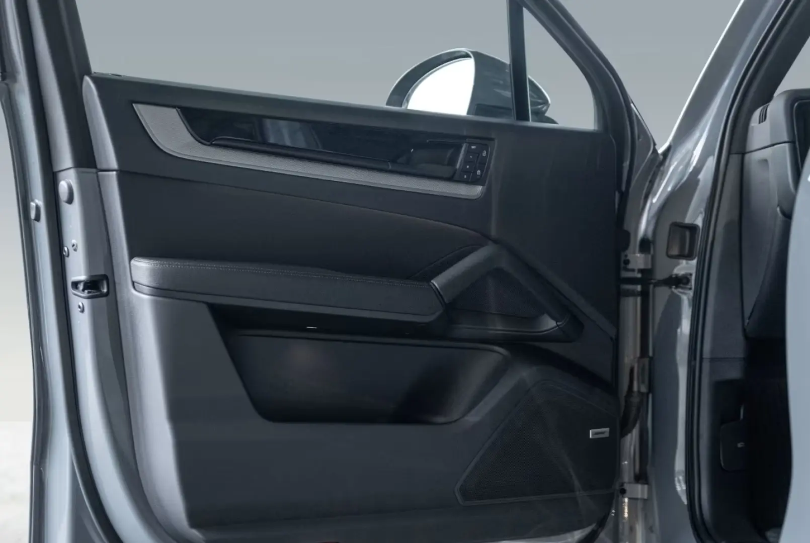 Porsche Cayenne BOSE Air Suspension Panorama