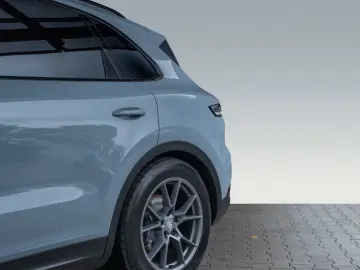 Porsche Cayenne BOSE Air Suspension Panorama