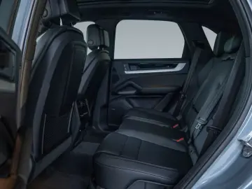 Porsche Cayenne BOSE Air Suspension Panorama