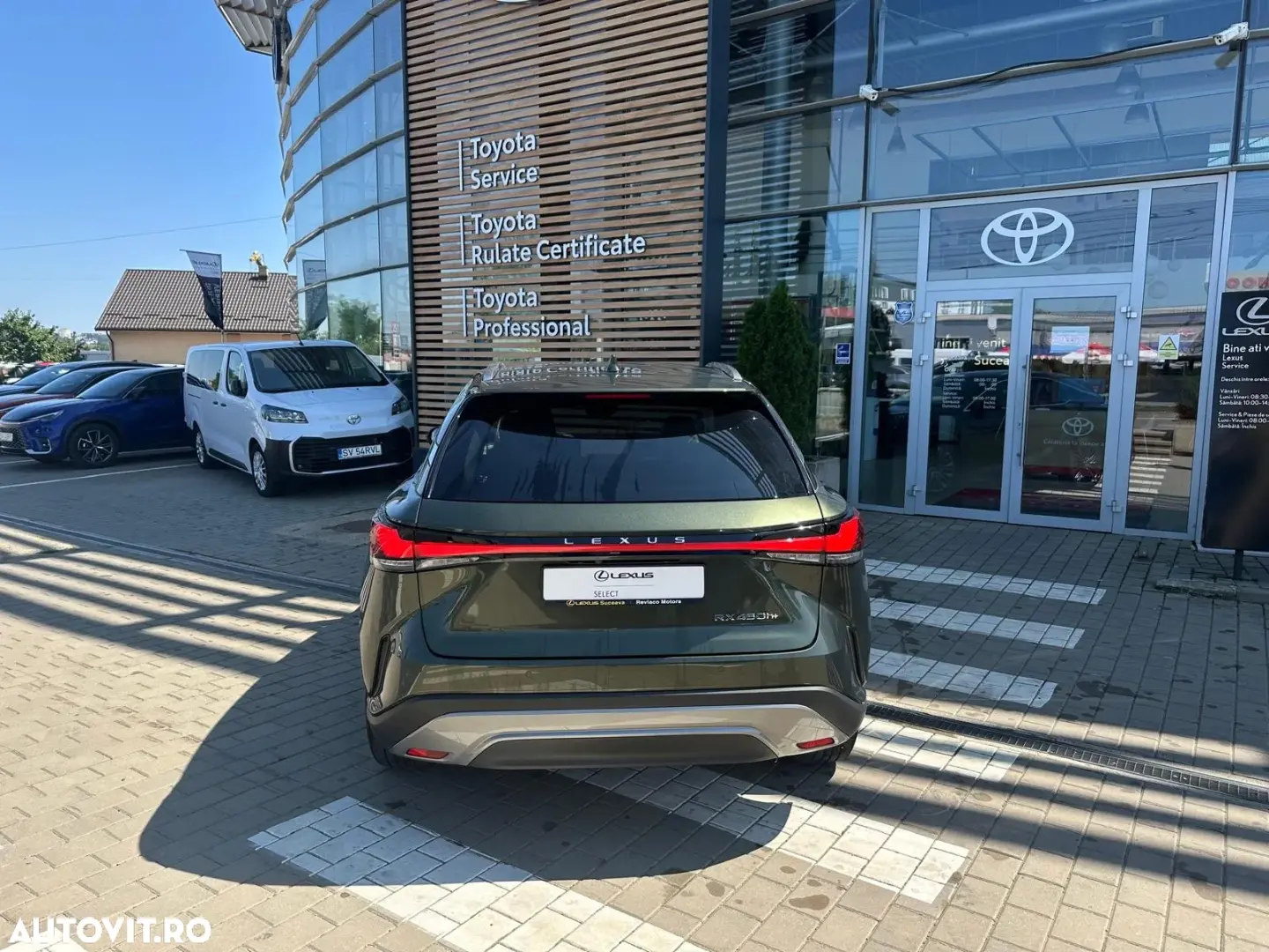 Lexus Seria RX 450h+ E-Four PHEV Luxury Mark Levinson