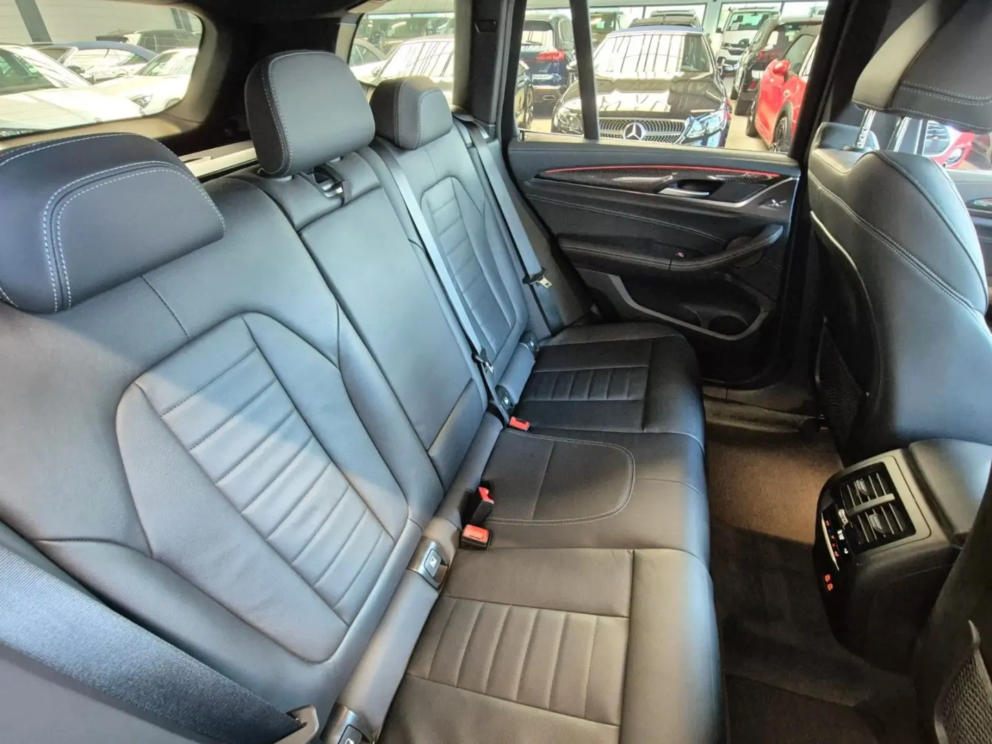 X3 M40 i LEDER NAV LED AHK STDHZ MEMORY H&K ACC