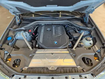 X3 M40 i LEDER NAV LED AHK STDHZ MEMORY H&K ACC