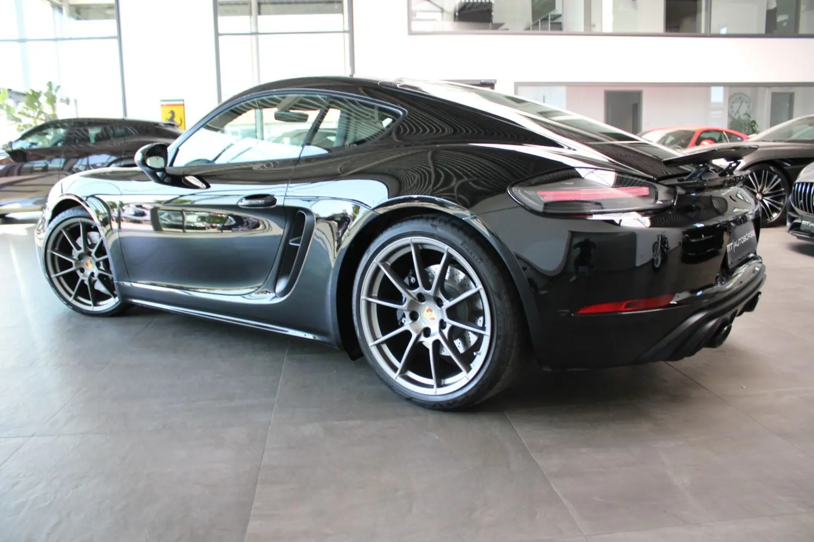 718 CAYMAN GTS BOSE/CARBON/20