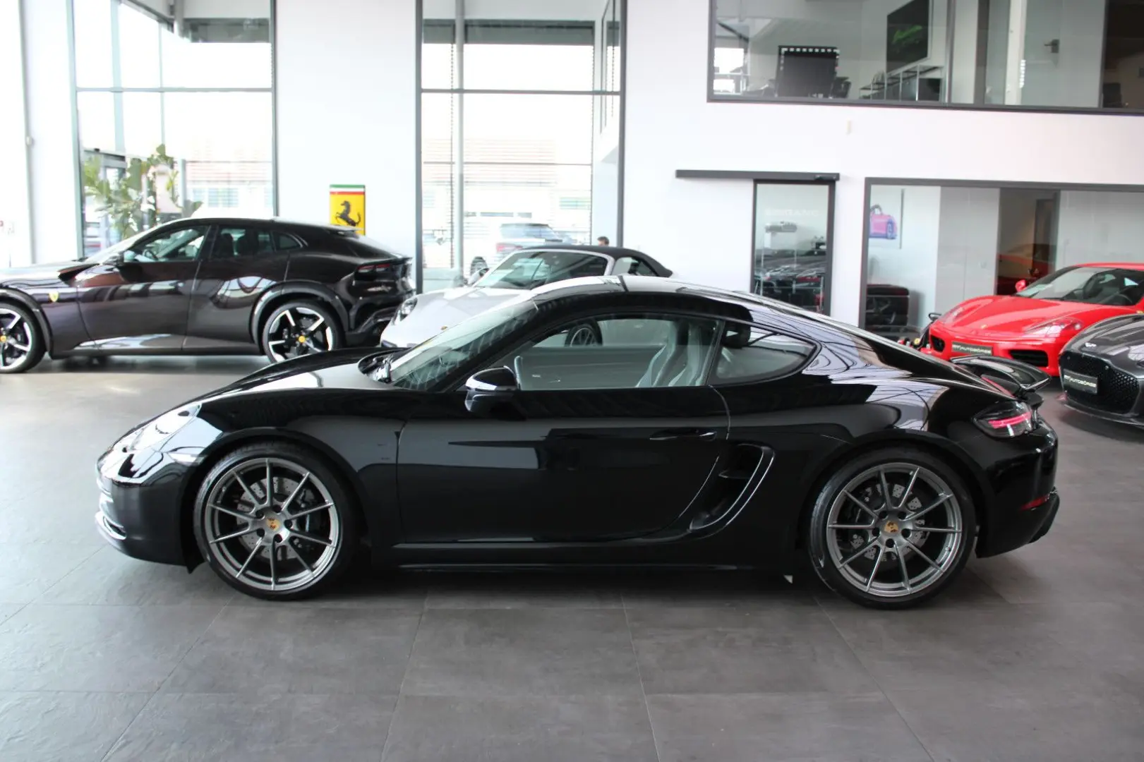718 CAYMAN GTS BOSE/CARBON/20