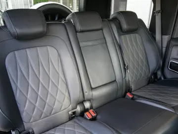 G 63 AMG |COMAND|BURM|DISTR|PANO|360°|MBeam|AHK