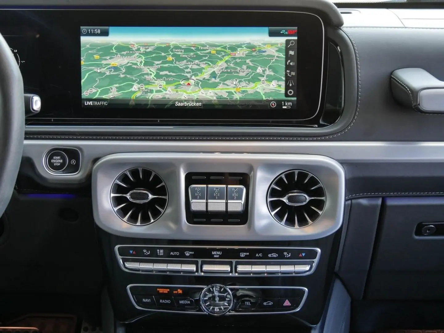 G 63 AMG |COMAND|BURM|DISTR|PANO|360°|MBeam|AHK