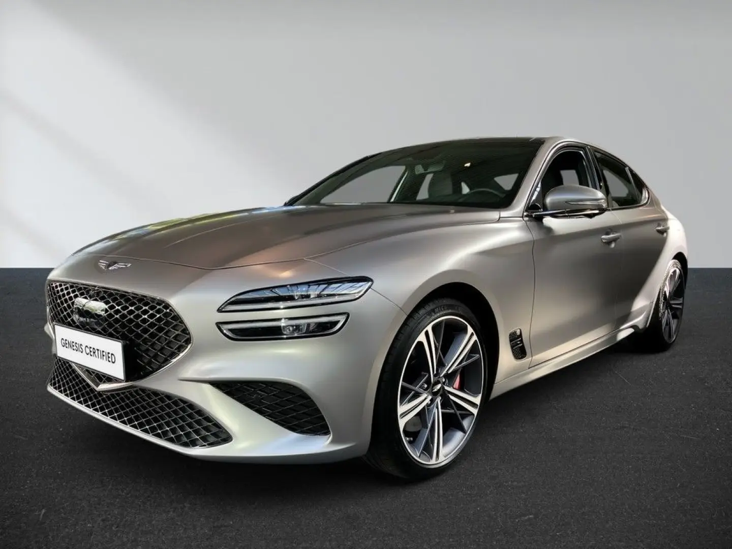 G70 2,0L Turbo Sport Allrad Mattlack vom Genesis