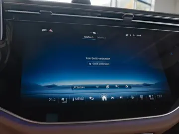 Mercedes-Benz E 220 d 4M AMG/SUPERSCREEN/DISTRONIC