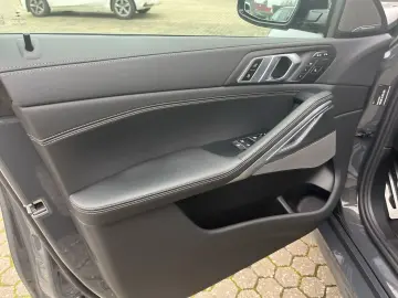 X6 40d M Sport/Laserlicht/HUD/AD/StandHZG/AHK
