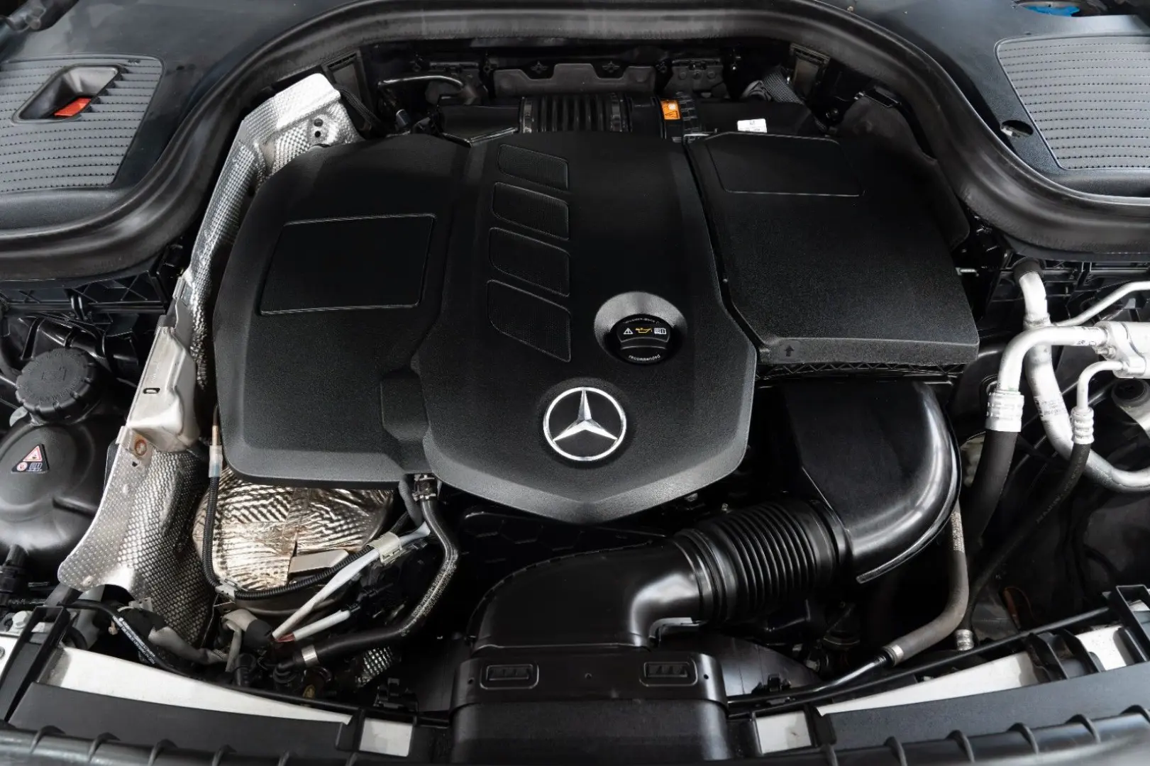 GLC 200 d 4Matic*LED-HIGH-PERF*NAVI*PDC*1.HAND