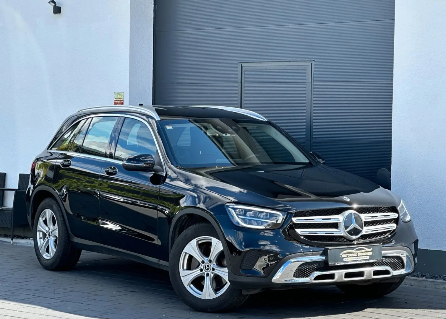 GLC 200 d 4Matic*9G*NAVI*KAMERA*AHK*NUR 39TKM