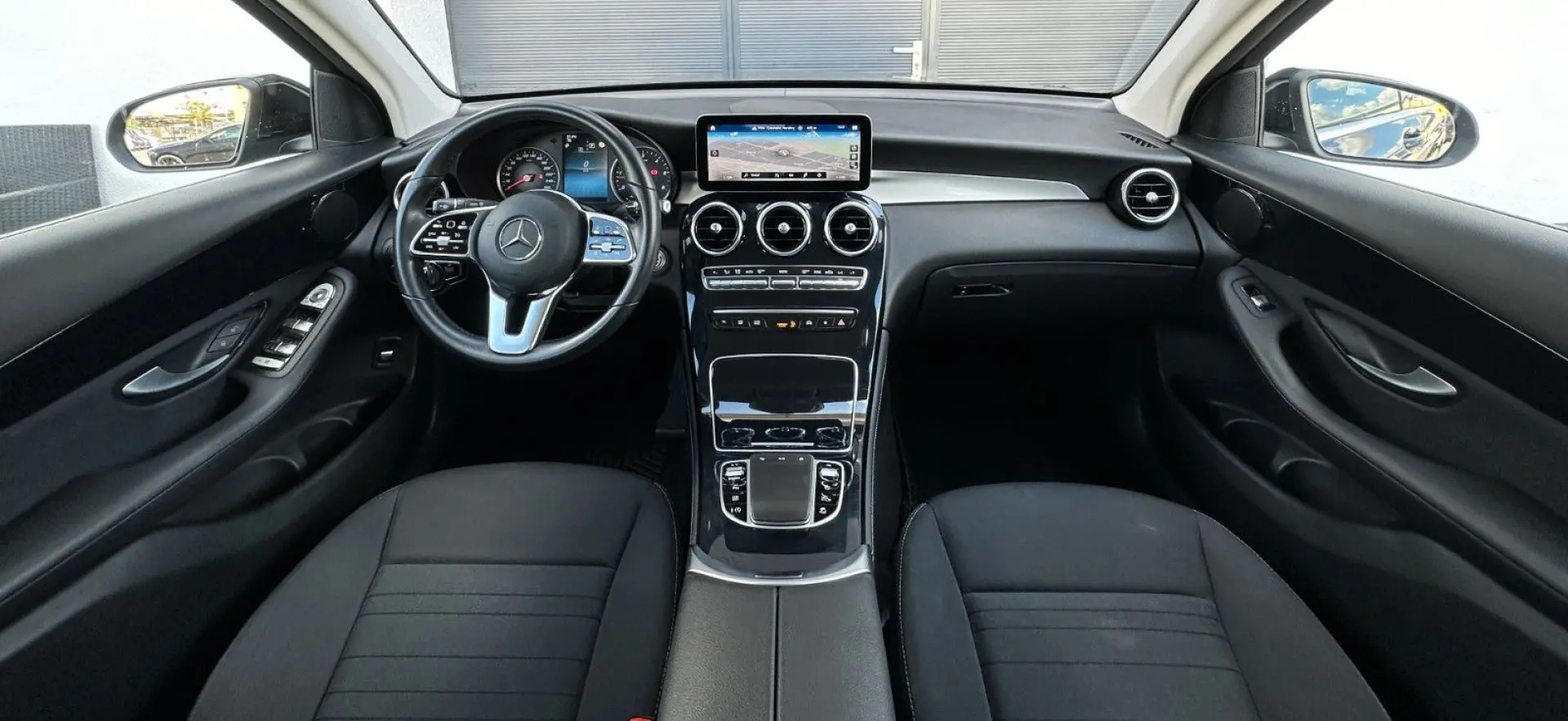 GLC 200 d 4Matic*9G*NAVI*KAMERA*AHK*NUR 39TKM