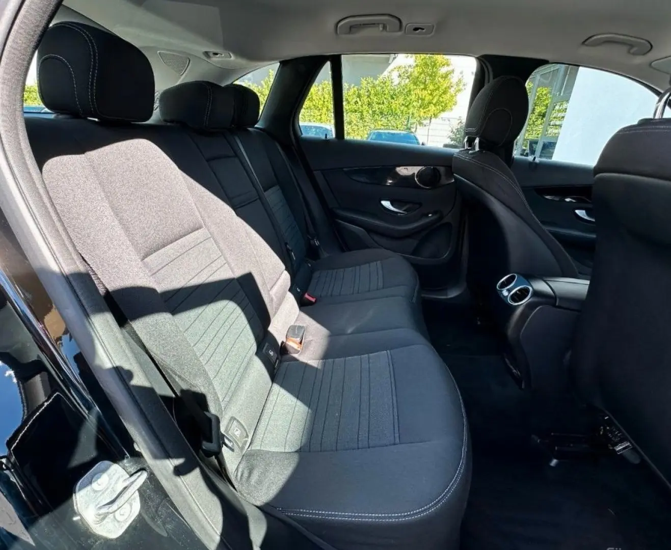 GLC 200 d 4Matic*9G*NAVI*KAMERA*AHK*NUR 39TKM