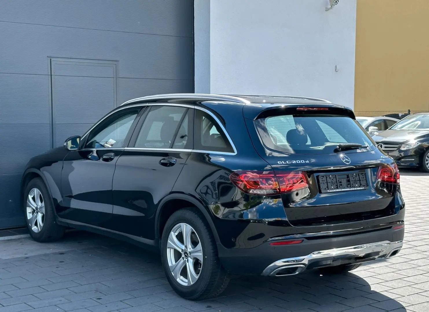 GLC 200 d 4Matic*9G*NAVI*KAMERA*AHK*NUR 39TKM
