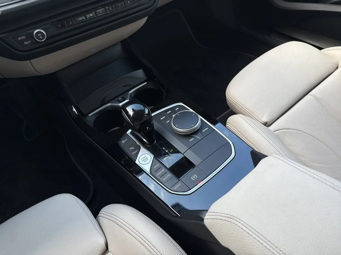 218i Gran Coupé Lr.349,- br. o.Anz. 48Mon/5`Km p