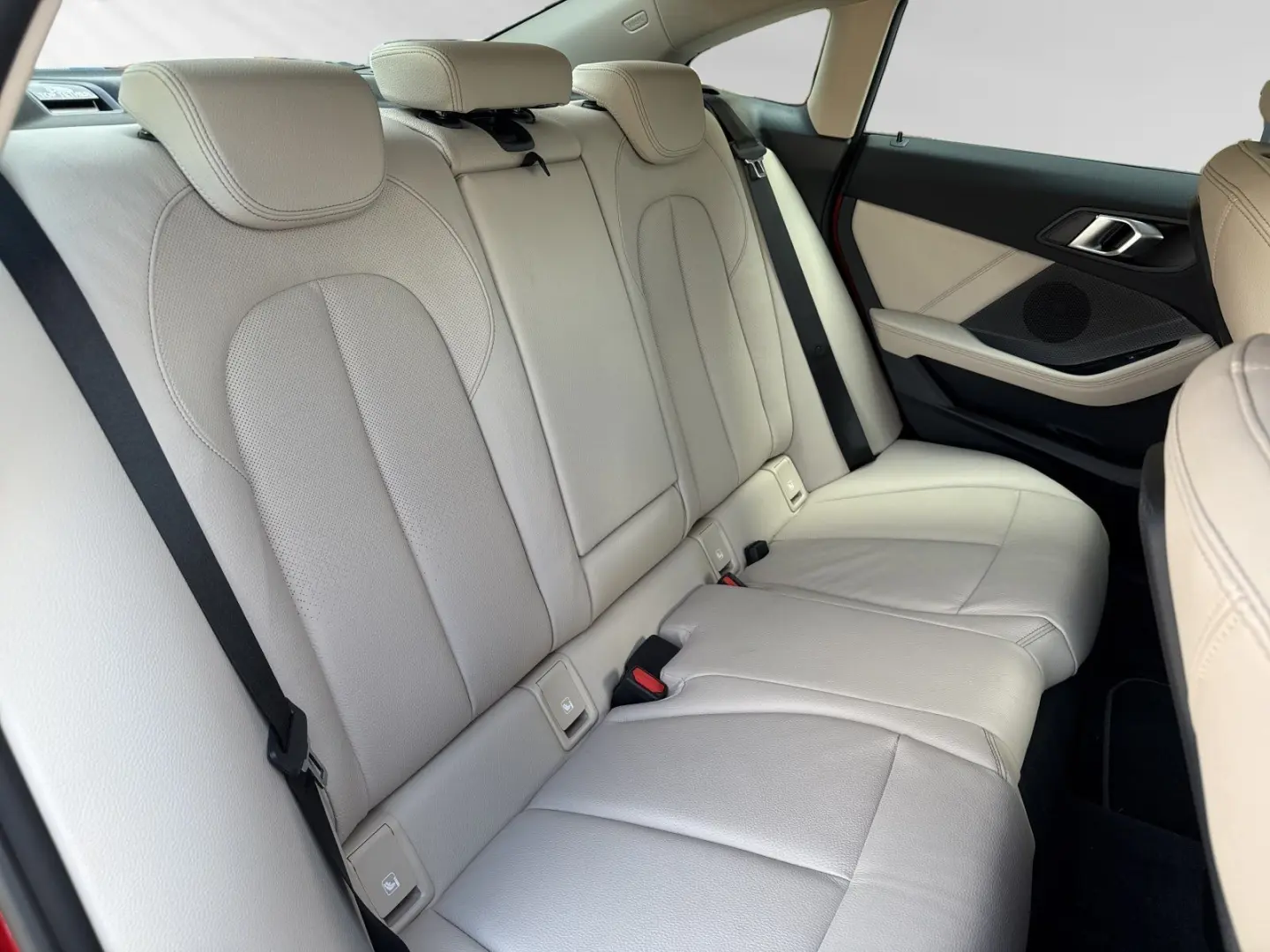 218i Gran Coupé Lr.349,- br. o.Anz. 48Mon/5`Km p